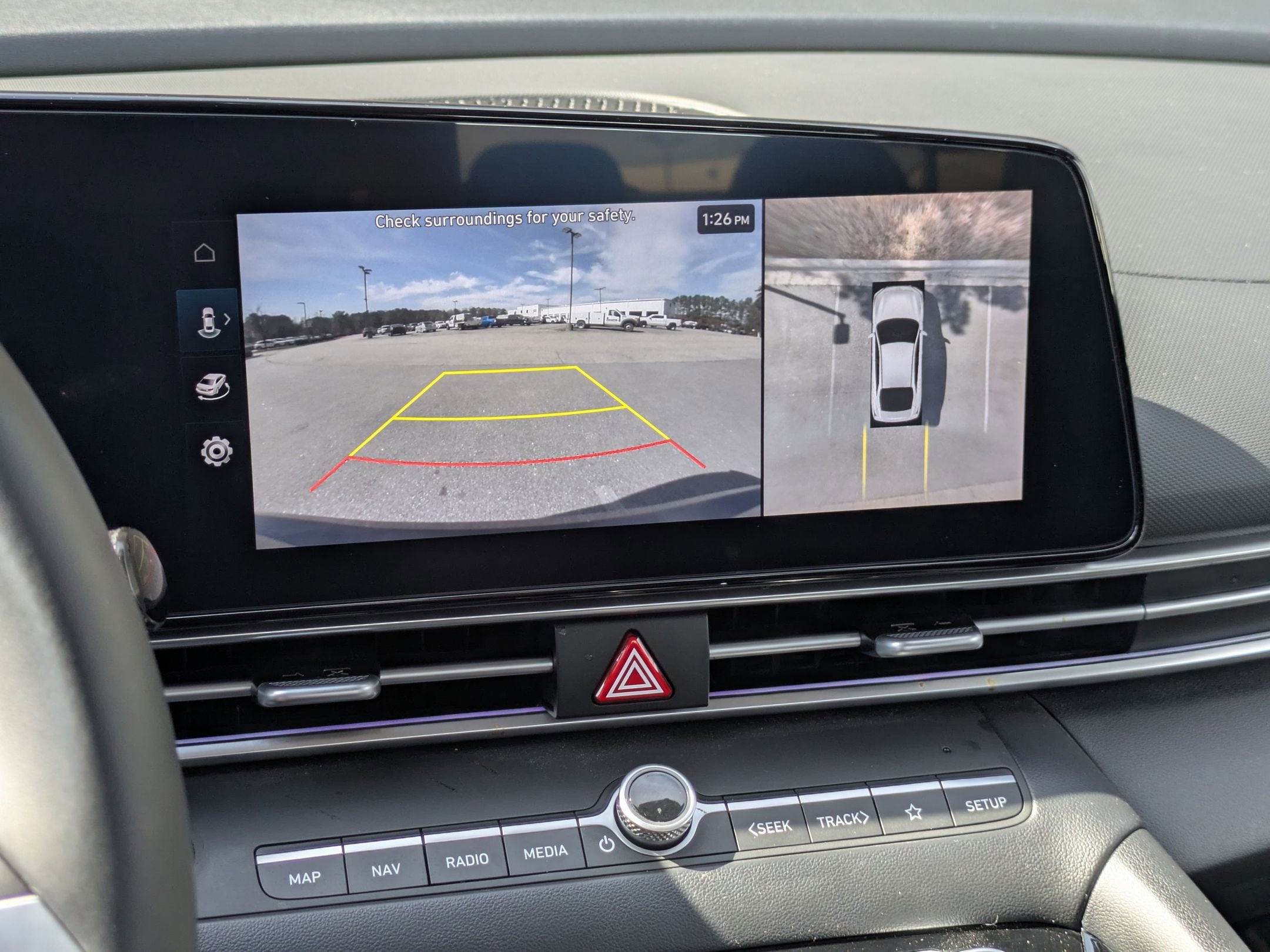 Used 2024 Hyundai Elantra Limited image 21