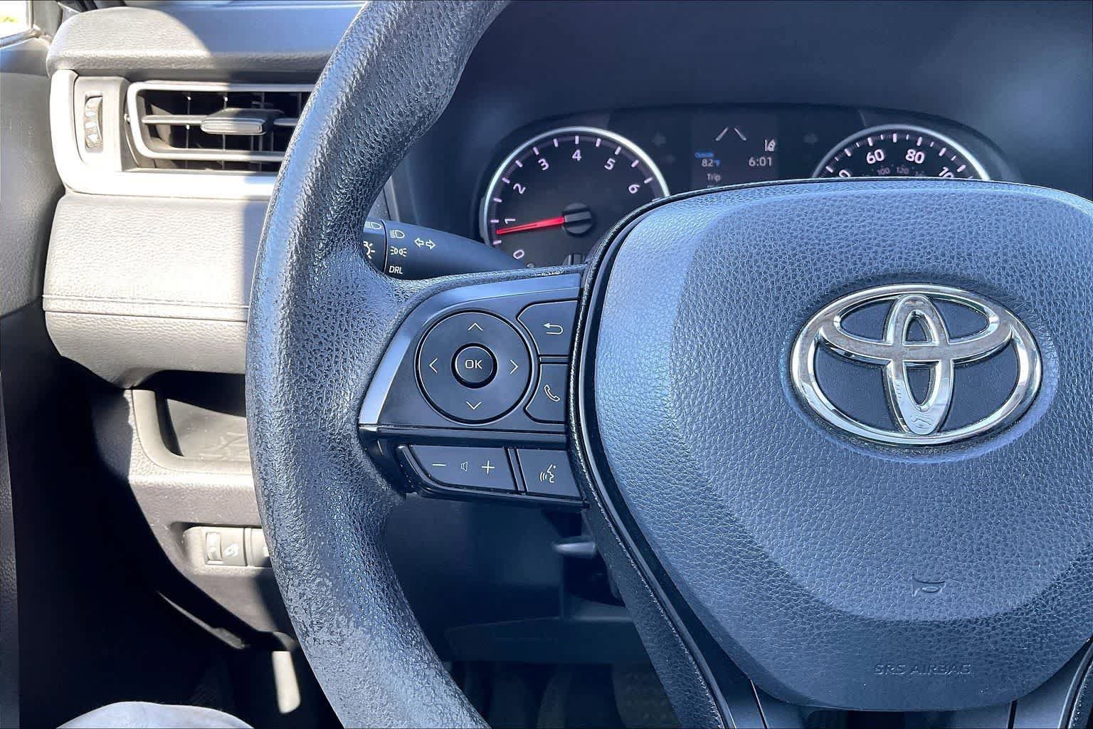 Used 2020 Toyota RAV4 LE w/ Carpet Mat Package FWD image 24