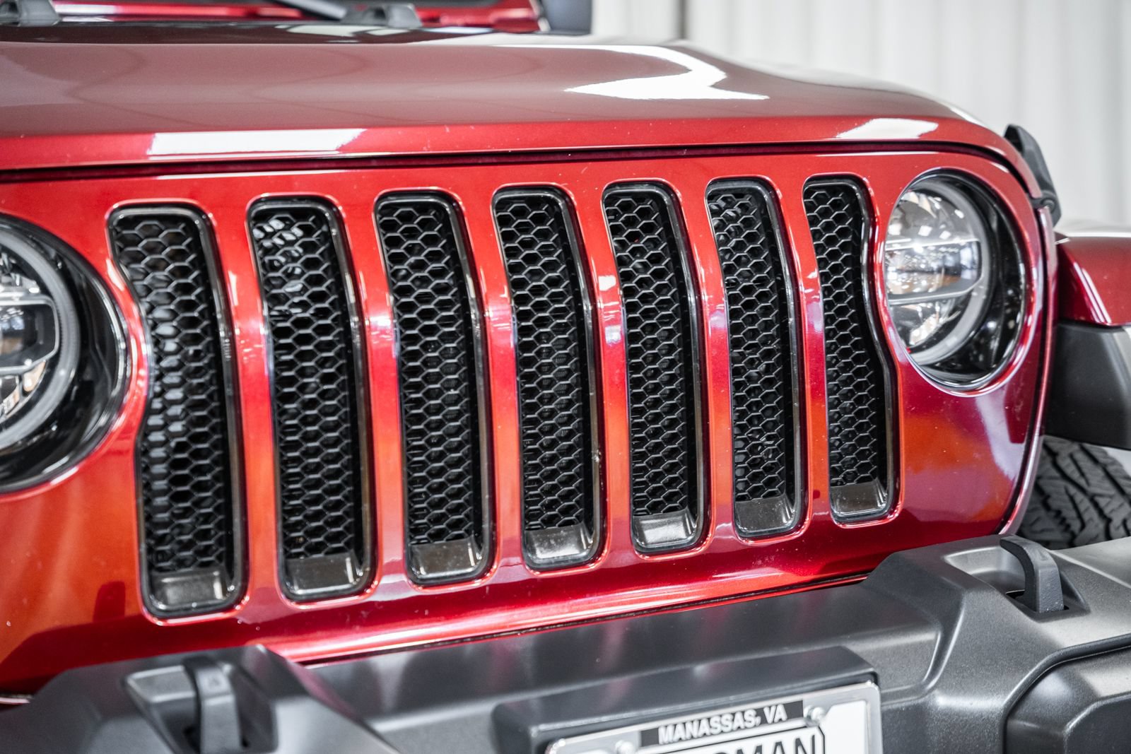 Used 2021 Jeep Wrangler Unlimited Sahara AWD/4WD image 13