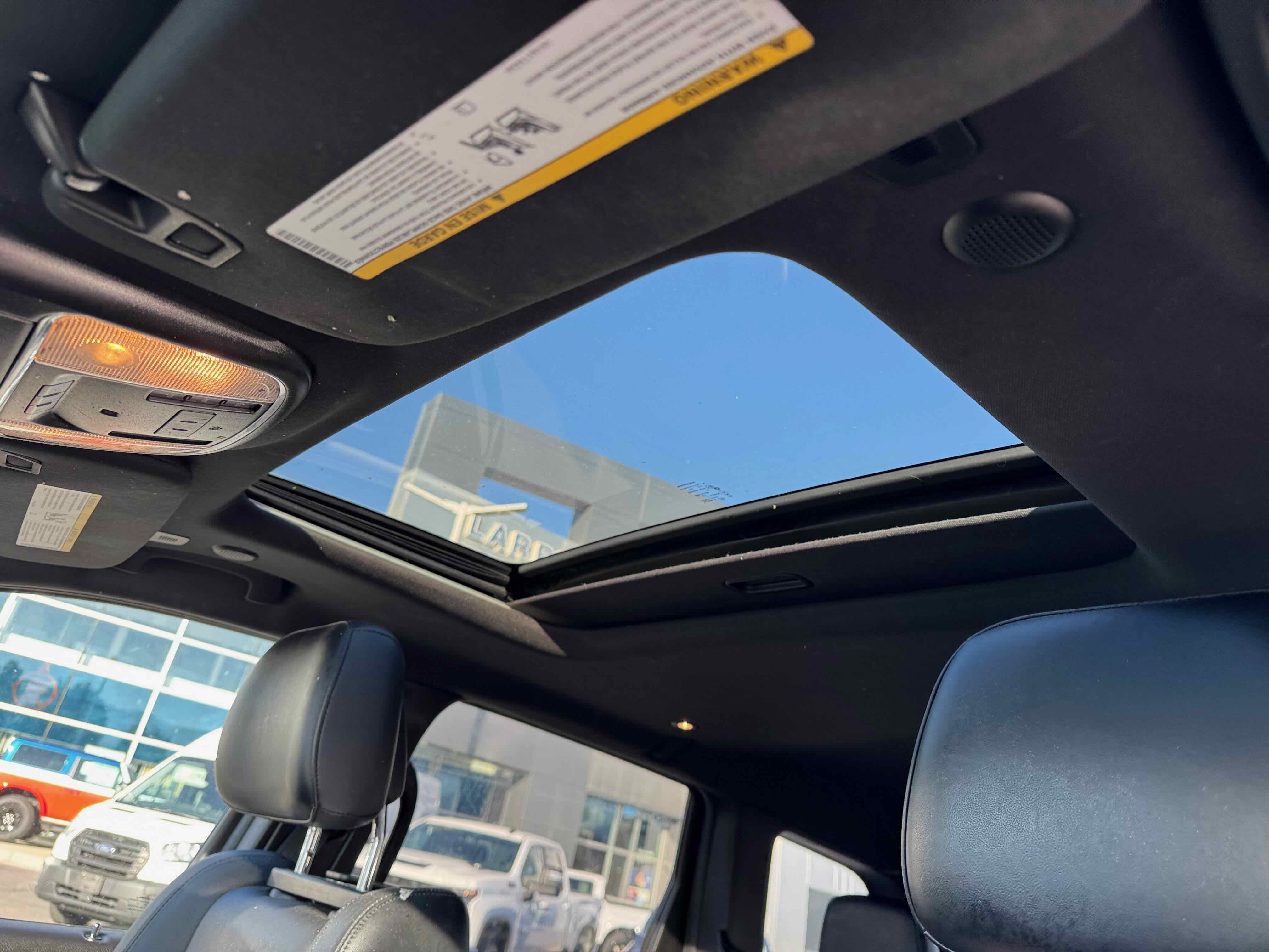 Used 2021 Jeep Grand Cherokee Laredo X image 29