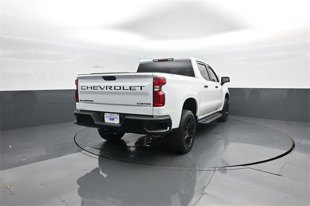 Used 2022 Chevrolet Silverado 1500 Custom Trail Boss w/ LPO, Dark Essentials Package image 7