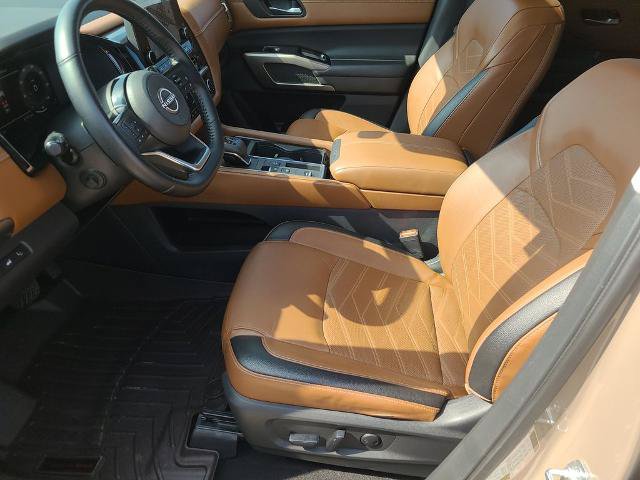 Used 2023 Nissan Pathfinder Platinum FWD image 24