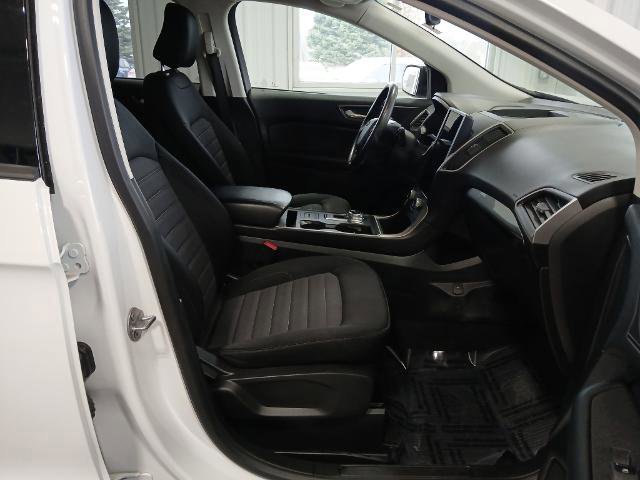 Certified 2022 Ford Edge SE w/ Black Appearance Package image 18