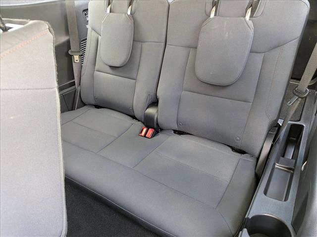 Certified 2025 Ford Explorer Active RWD image 19