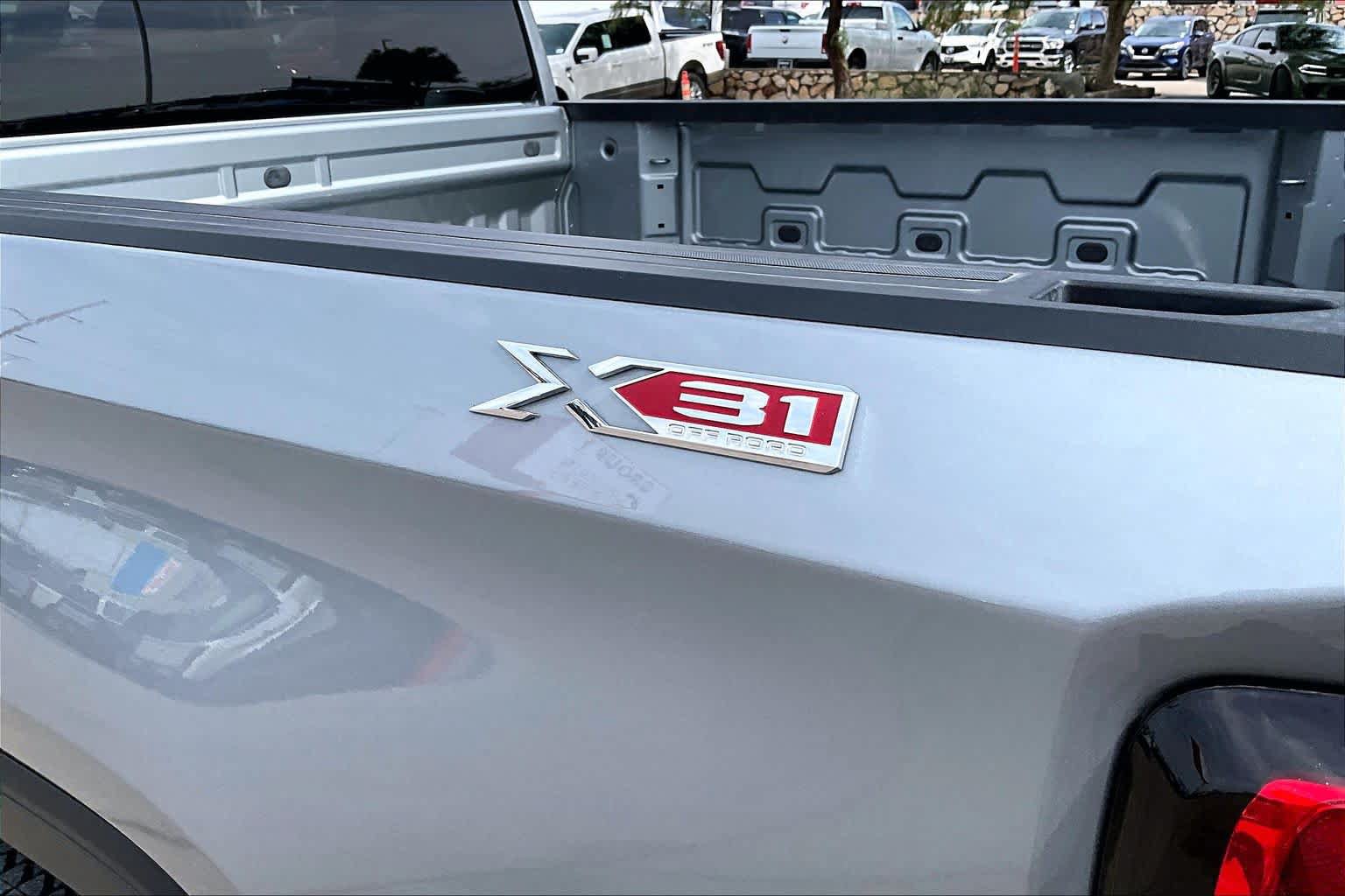 Used 2025 GMC Sierra 1500 Elevation w/ X31 Off-Road Package AWD/4WD image 29