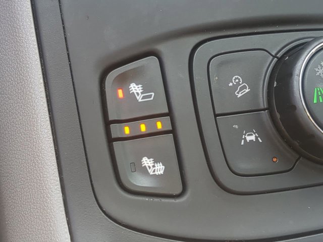 Used 2020 GMC Terrain SLT w/ Preferred Package FWD image 23