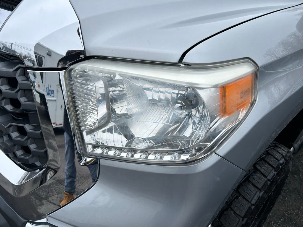 Used 2017 Toyota Tundra SR5 w/ TRD Off Road Package image 30