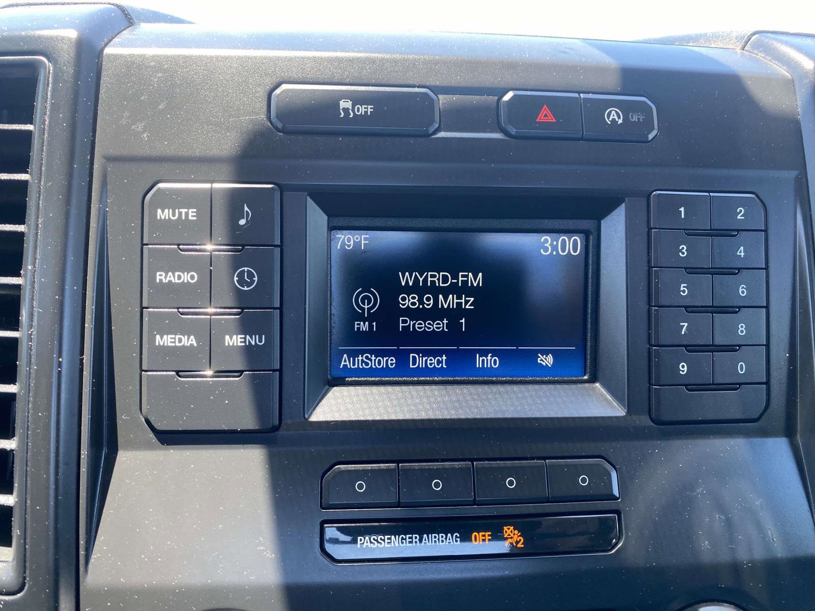 Certified 2018 Ford F150 XL w/ XL Power Equipment Group RWD image 17
