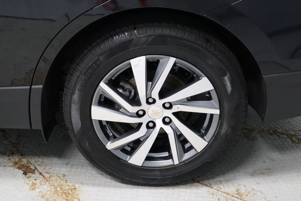 Used 2024 Chevrolet Equinox LT w/ LPO, Floor Liner Package image 20