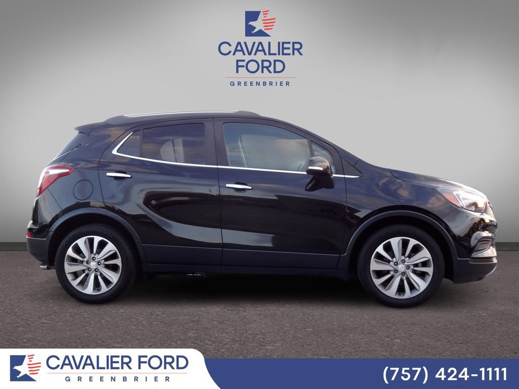 Used 2019 Buick Encore Preferred FWD image 2