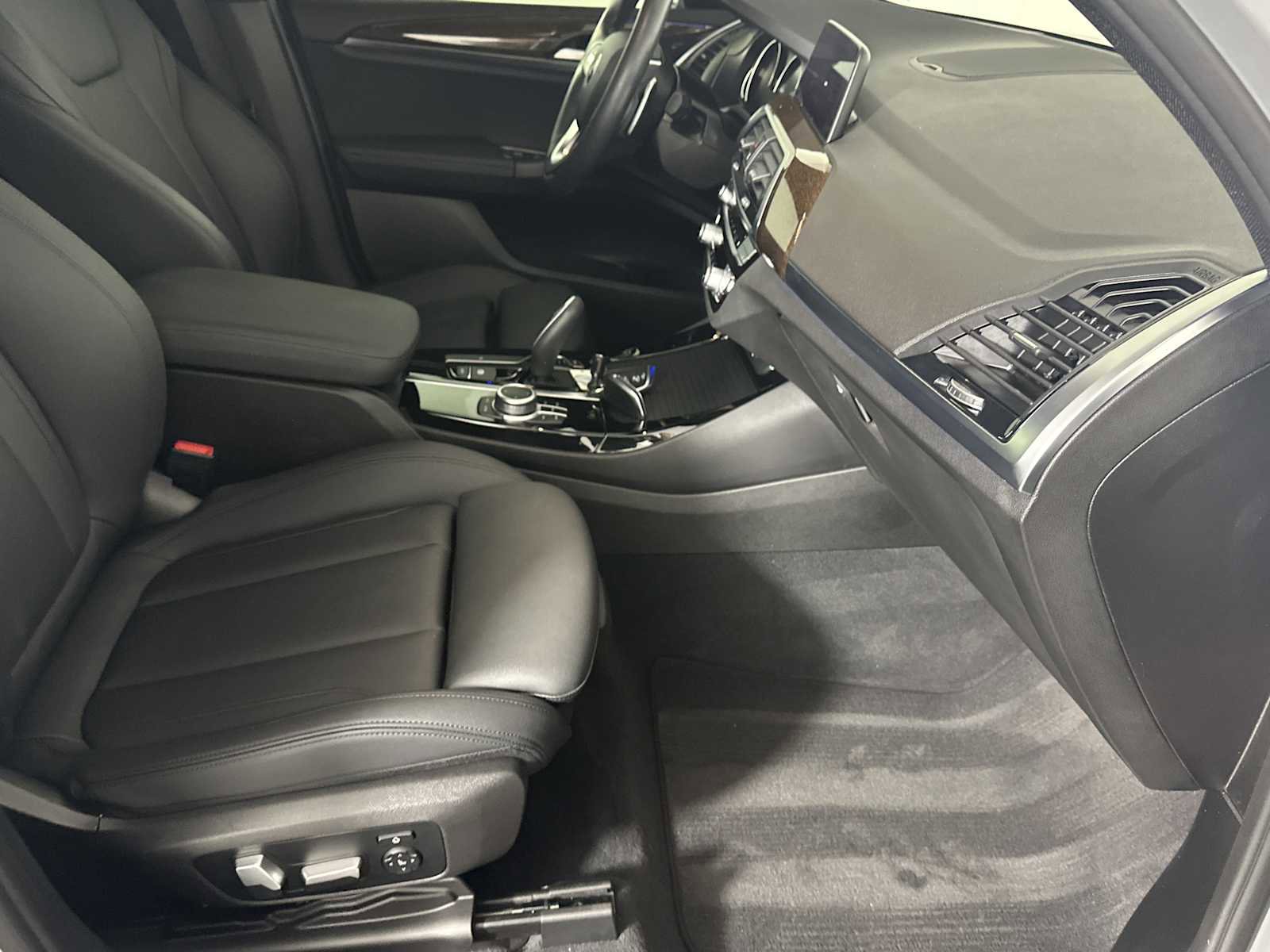 Used 2021 BMW X3 sDrive30i w/ Convenience Package RWD image 15