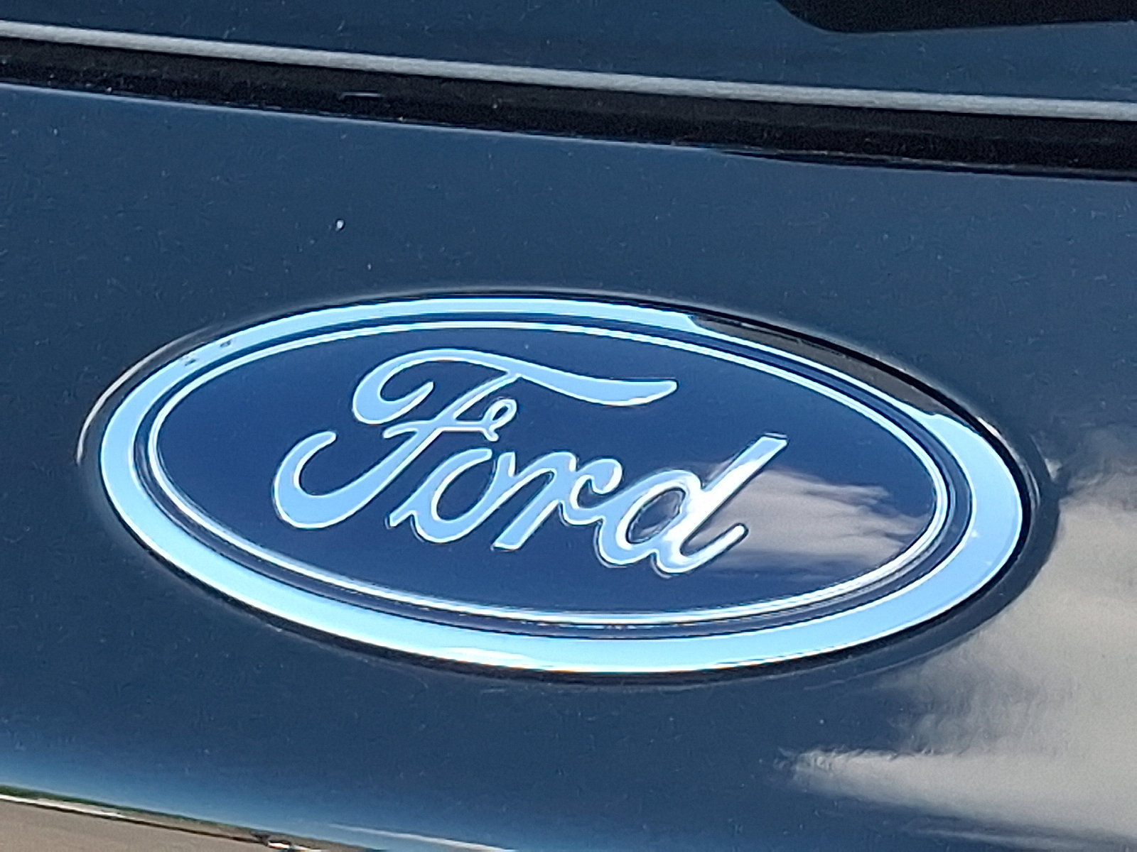 Certified 2024 Ford Escape ST-Line w/ Tech Pack #1 AWD/4WD image 29