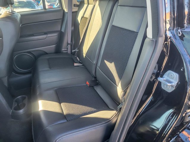 Used 2017 Jeep Compass Sport w/ Power Value Group image 11