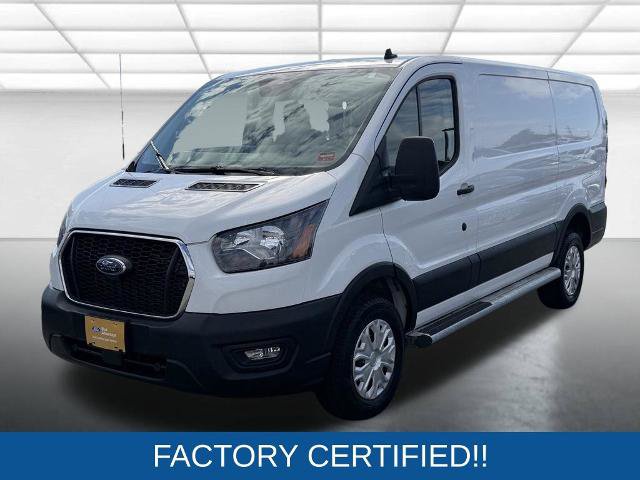 Certified 2025 Ford Transit 250 Low Roof w/ Exterior Upgrade Package RWD image 4