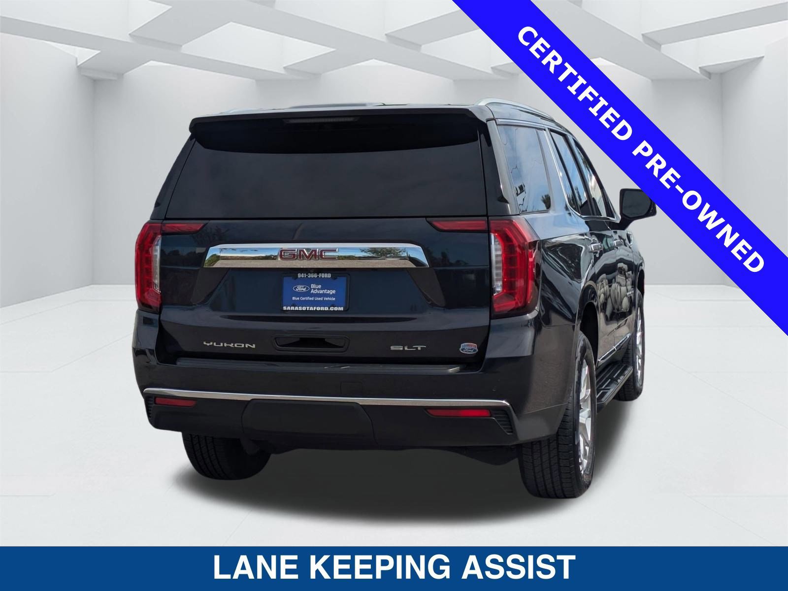 Used 2023 GMC Yukon SLT w/ SLT Luxury Package image 5