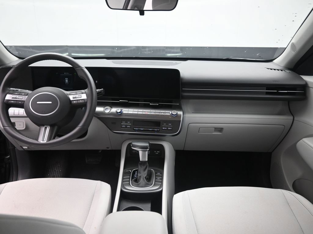 Used 2025 Hyundai Kona SEL FWD image 28