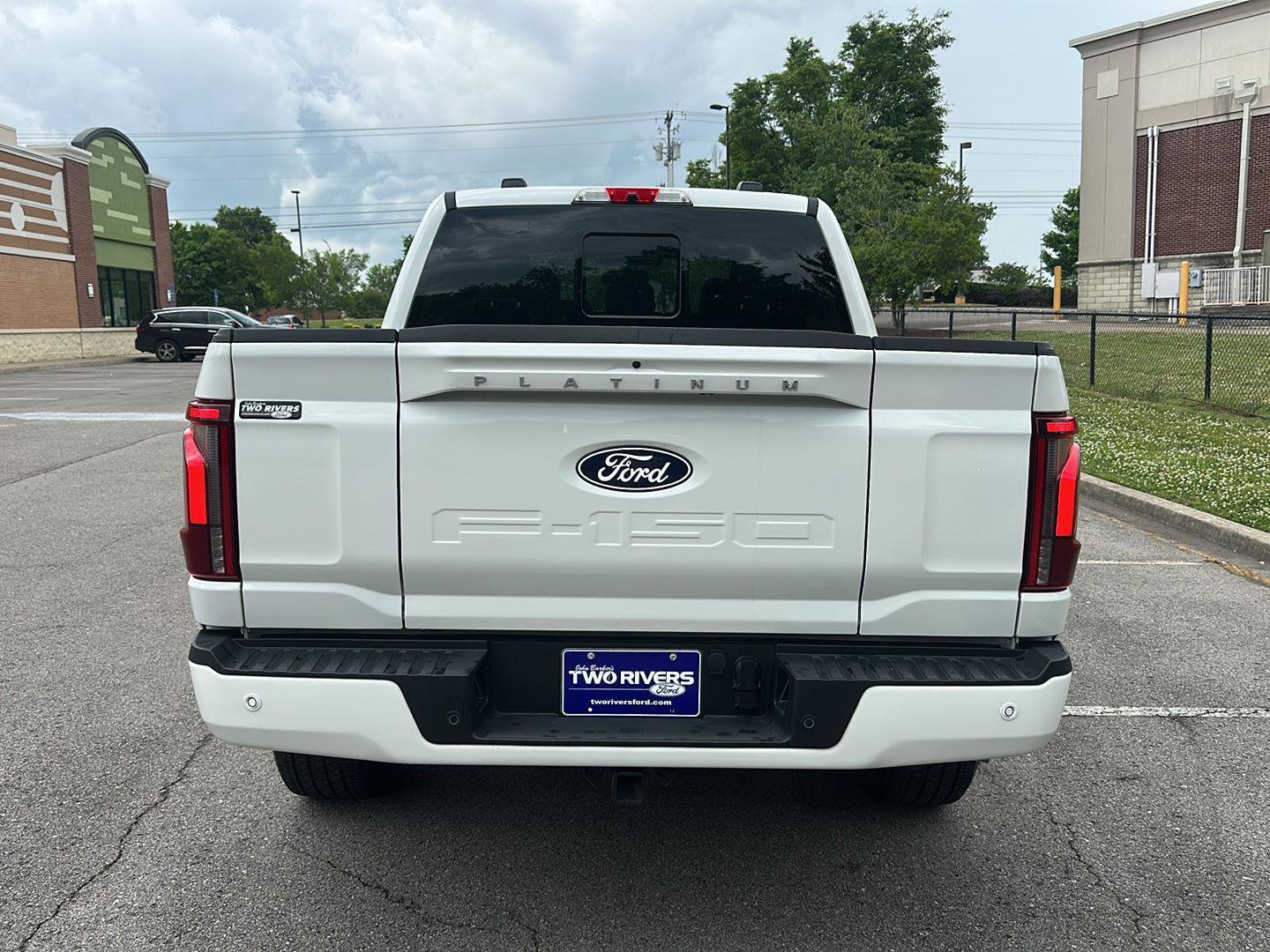 Certified 2025 Ford F150 Platinum w/ Equipment Group 703A Plus AWD/4WD image 4