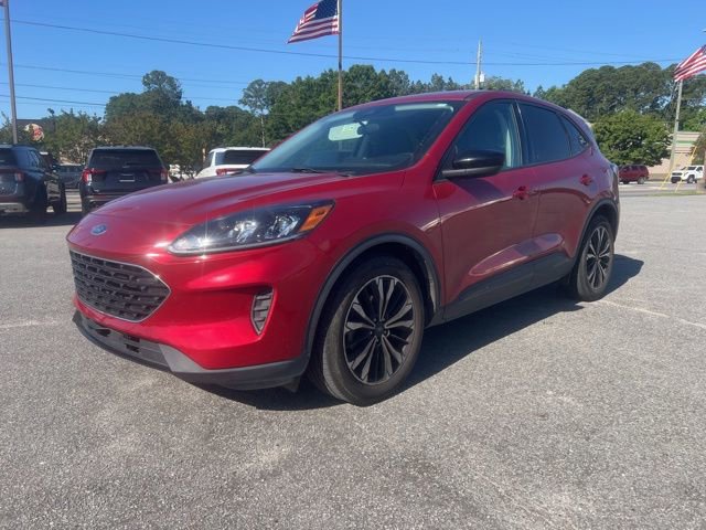 Certified 2022 Ford Escape SE w/ SE Sport Appearance Package FWD image 3