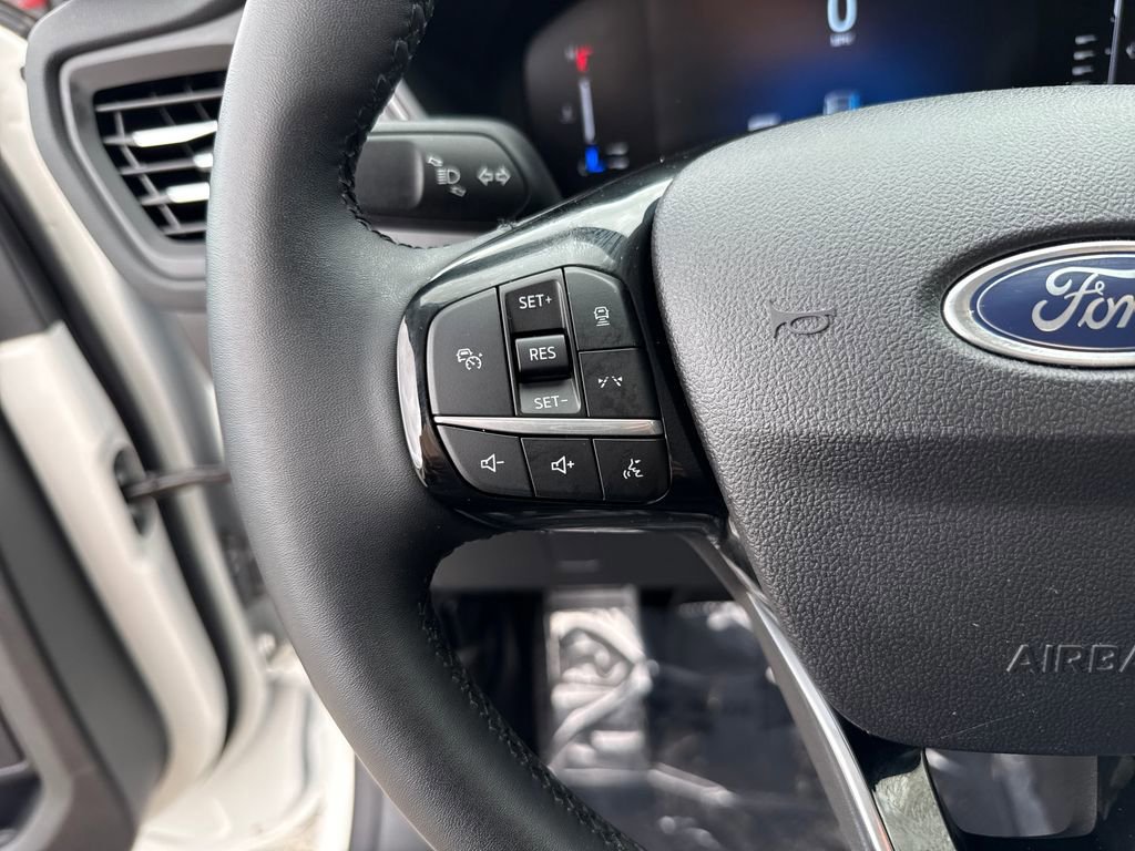 Certified 2024 Ford Escape SE image 15