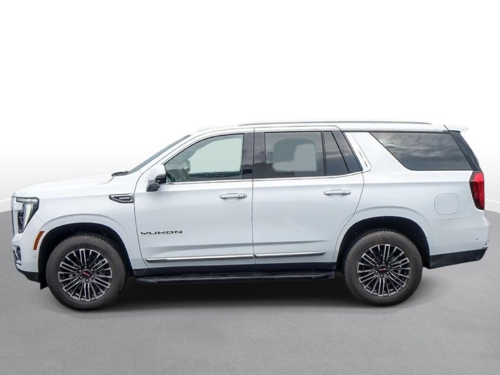 Used 2025 GMC Yukon Elevation w/ Elevation Premium Package AWD/4WD image 4