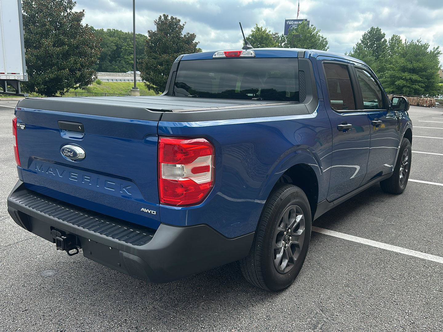 Certified 2024 Ford Maverick XLT w/ XLT Luxury Package AWD/4WD image 5