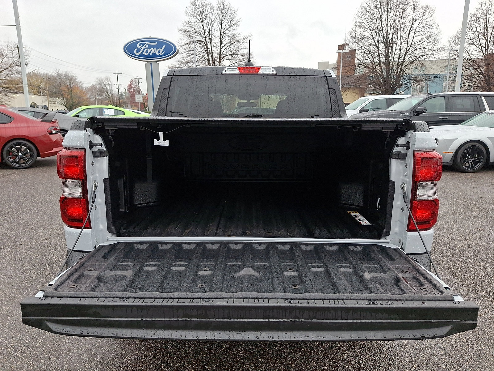 Certified 2025 Ford Maverick XLT w/ XLT Luxury Package image 30