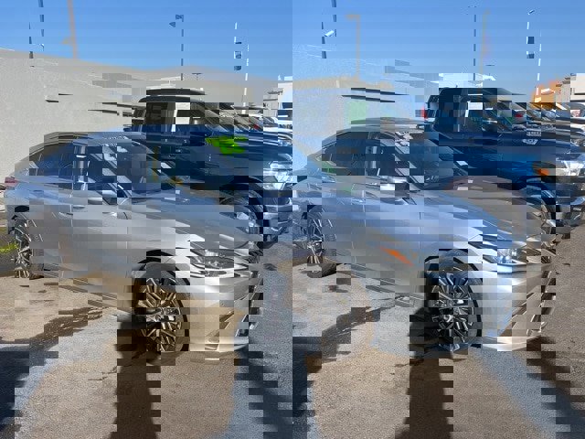 Used 2022 Lexus ES 350 w/ Premium Package image 4