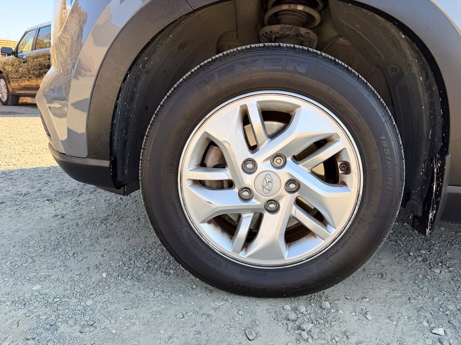 Used 2020 Hyundai Venue SEL FWD image 9
