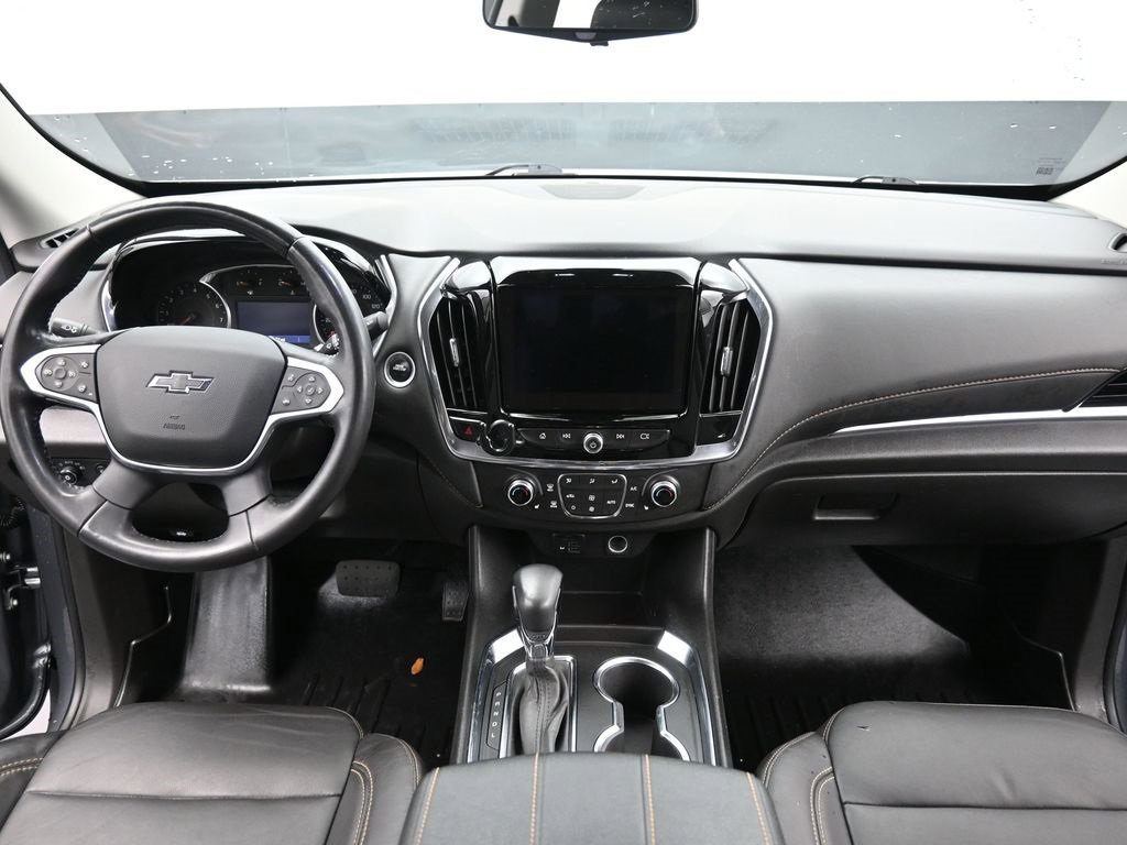 Used 2021 Chevrolet Traverse RS image 16
