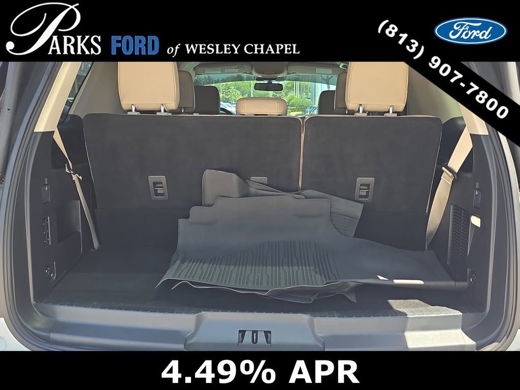 Certified 2023 Ford Expedition XLT image 8