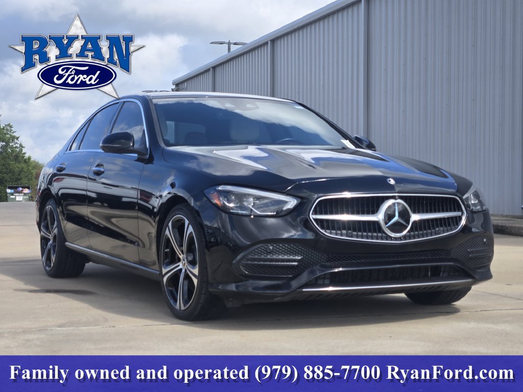 Used 2023 Mercedes-Benz C 300 Sedan w/ Exclusive Trim Package image 2