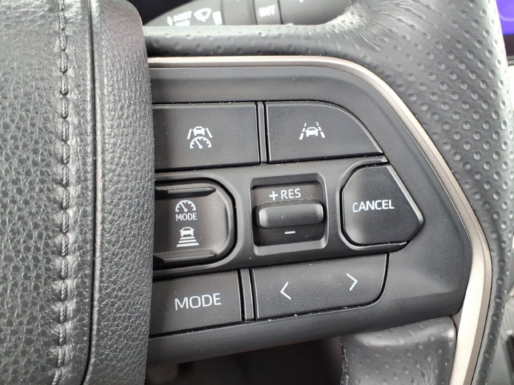 Used 2026 Toyota 4Runner TRD Off-Road Premium AWD/4WD image 9