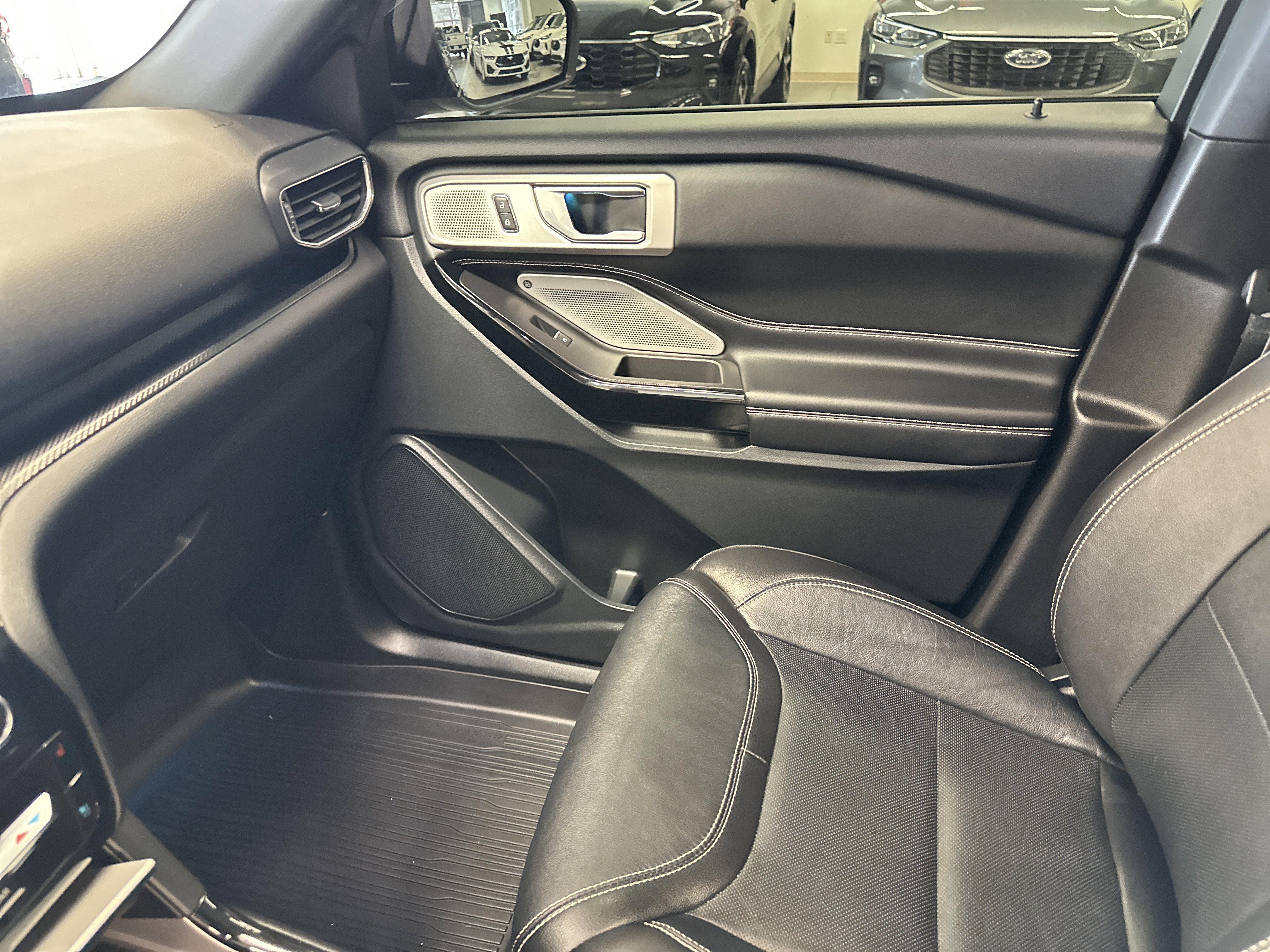 Certified 2023 Ford Explorer ST w/ Equipment Group 401A image 27