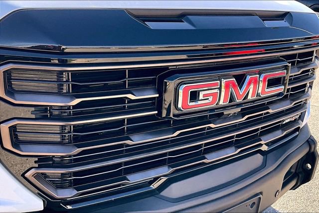 Used 2024 GMC Sierra 1500 AT4X image 29