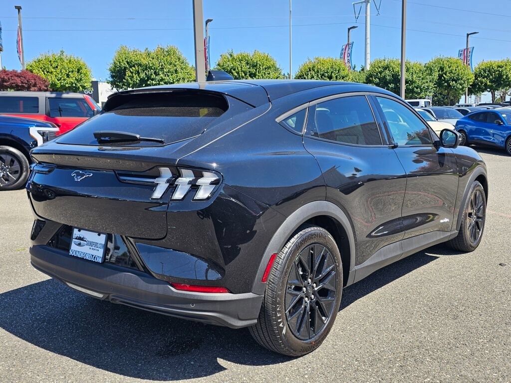 Certified 2025 Ford Mustang Mach-E Select AWD/4WD image 6