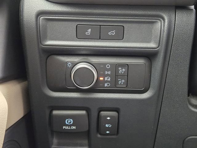 Certified 2022 Ford Expedition XLT RWD image 21