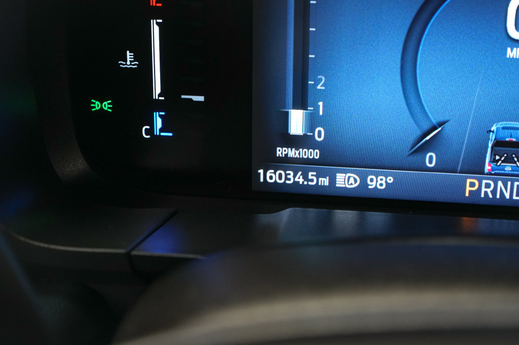 Certified 2025 Ford Maverick XLT w/ Equipment Group 302A AWD/4WD image 18