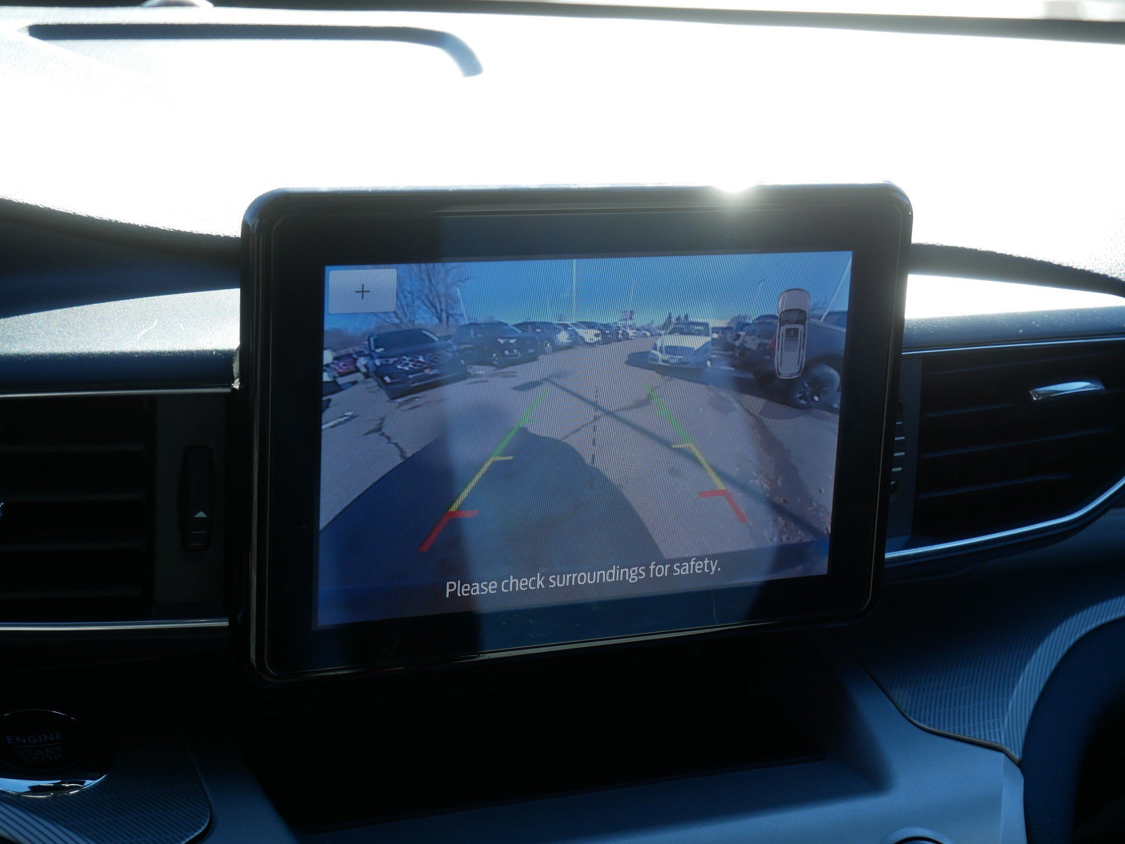 Certified 2022 Ford Explorer XLT w/ Equipment Group 202A image 33