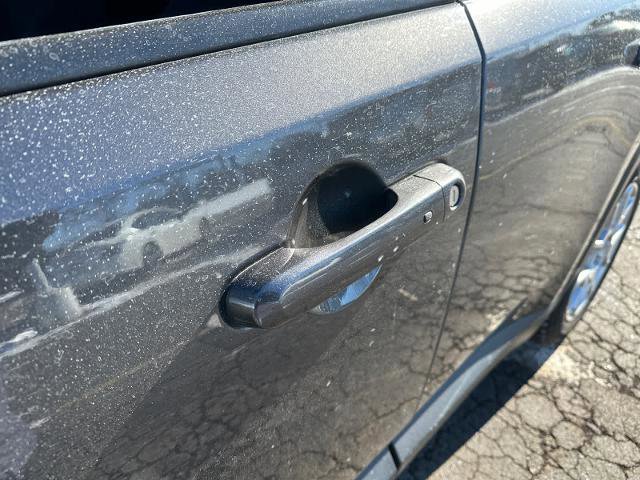 Used 2020 Jeep Renegade Latitude w/ Cold Weather Group image 13