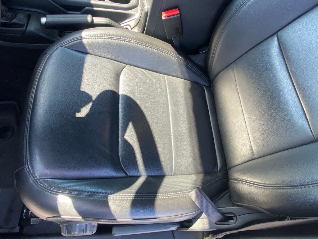 Used 2023 Jeep Wrangler Sahara AWD/4WD image 21