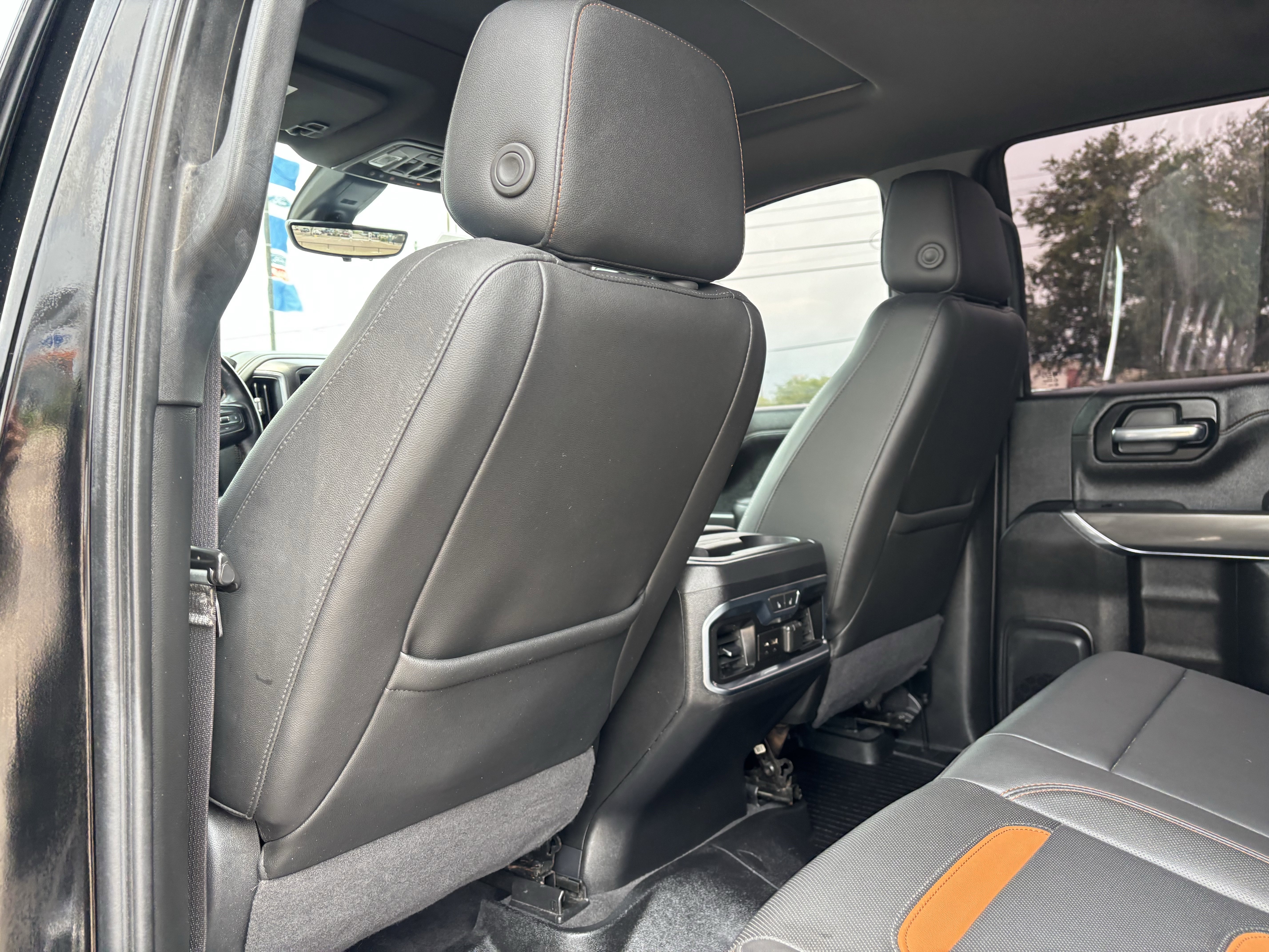 Used 2020 GMC Sierra 1500 AT4 w/ AT4 Premium Package AWD/4WD image 17