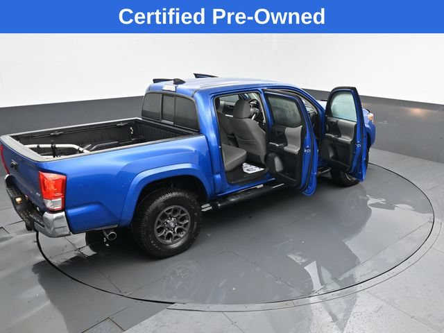 Used 2017 Toyota Tacoma SR5 w/ Exterior Package AWD/4WD image 26