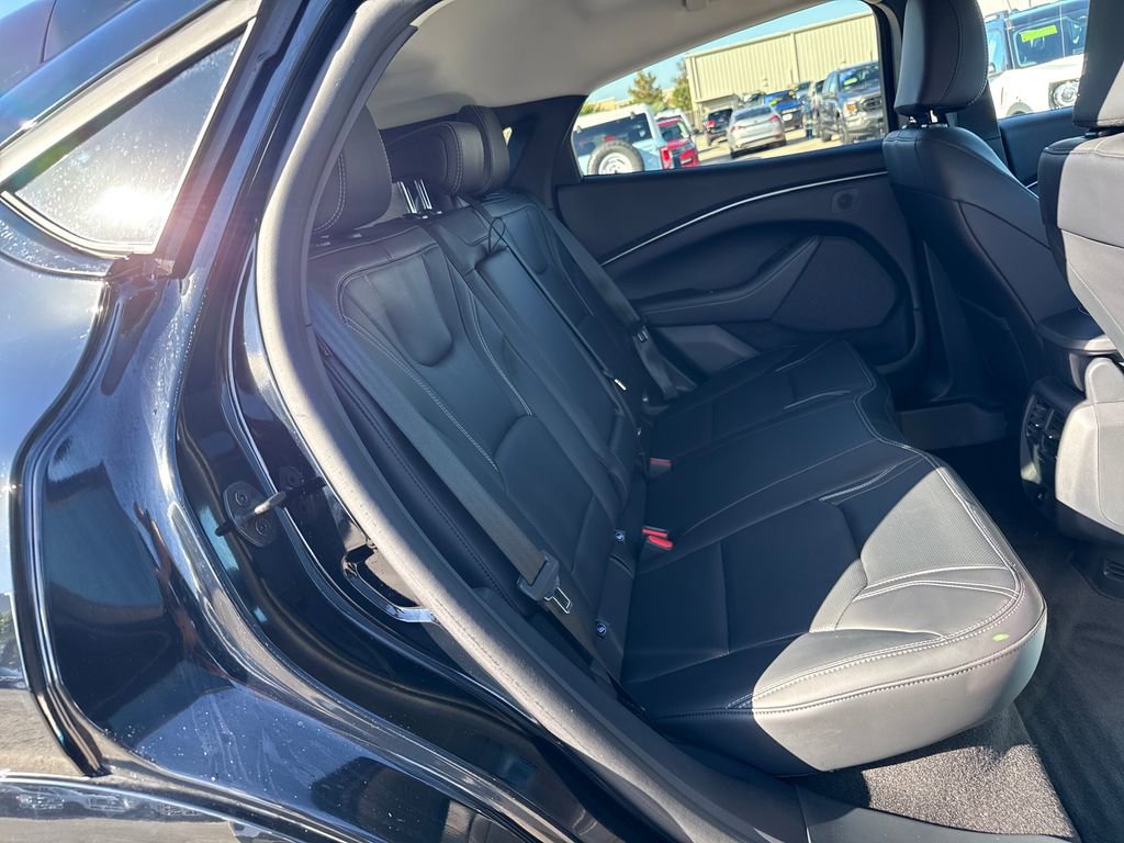 Certified 2025 Ford Mustang Mach-E Premium image 28