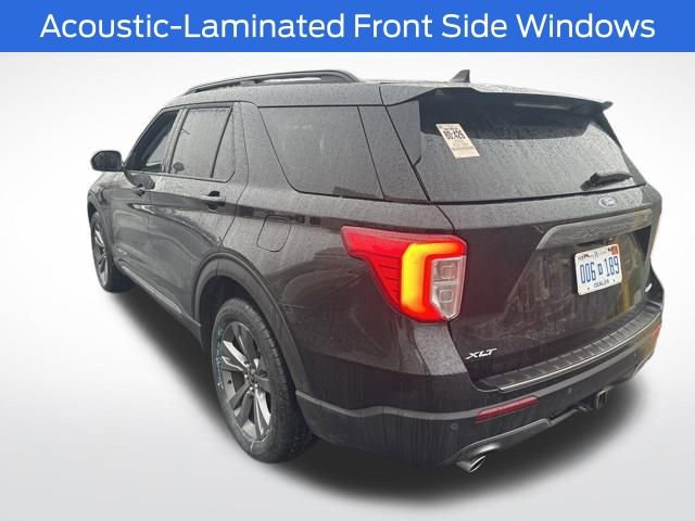 Certified 2022 Ford Explorer XLT w/ Equipment Group 202A image 9