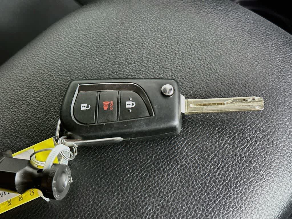 Used 2025 Toyota RAV4 LE FWD image 22