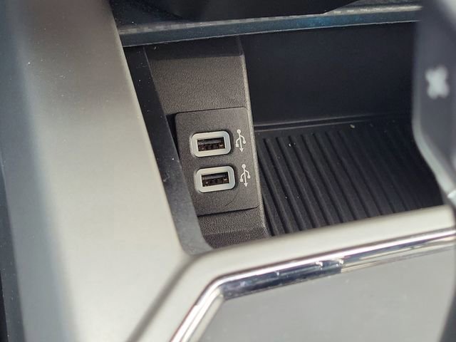 Certified 2018 Ford F150 Lariat w/ Equipment Group 502A Luxury AWD/4WD image 18