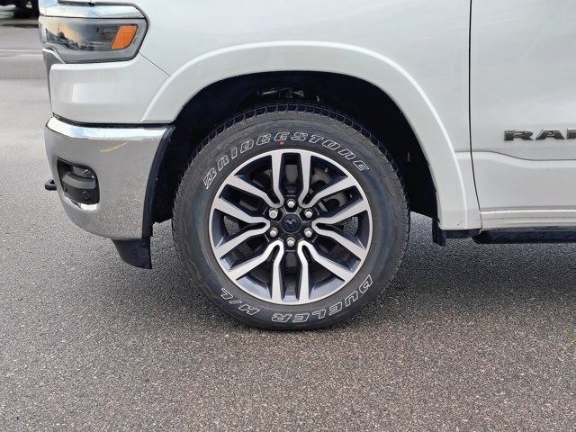 Used 2025 RAM 1500 Limited AWD/4WD image 9