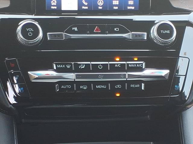 Certified 2023 Ford Explorer Platinum w/ Technology Package AWD/4WD image 11