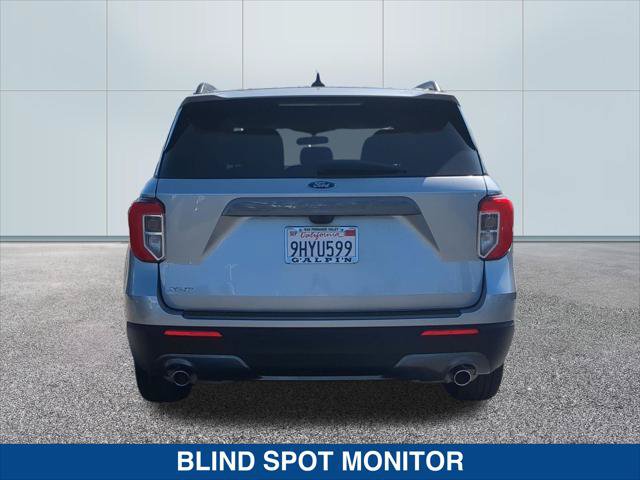 Certified 2023 Ford Explorer XLT w/ Equipment Group 202A RWD image 4