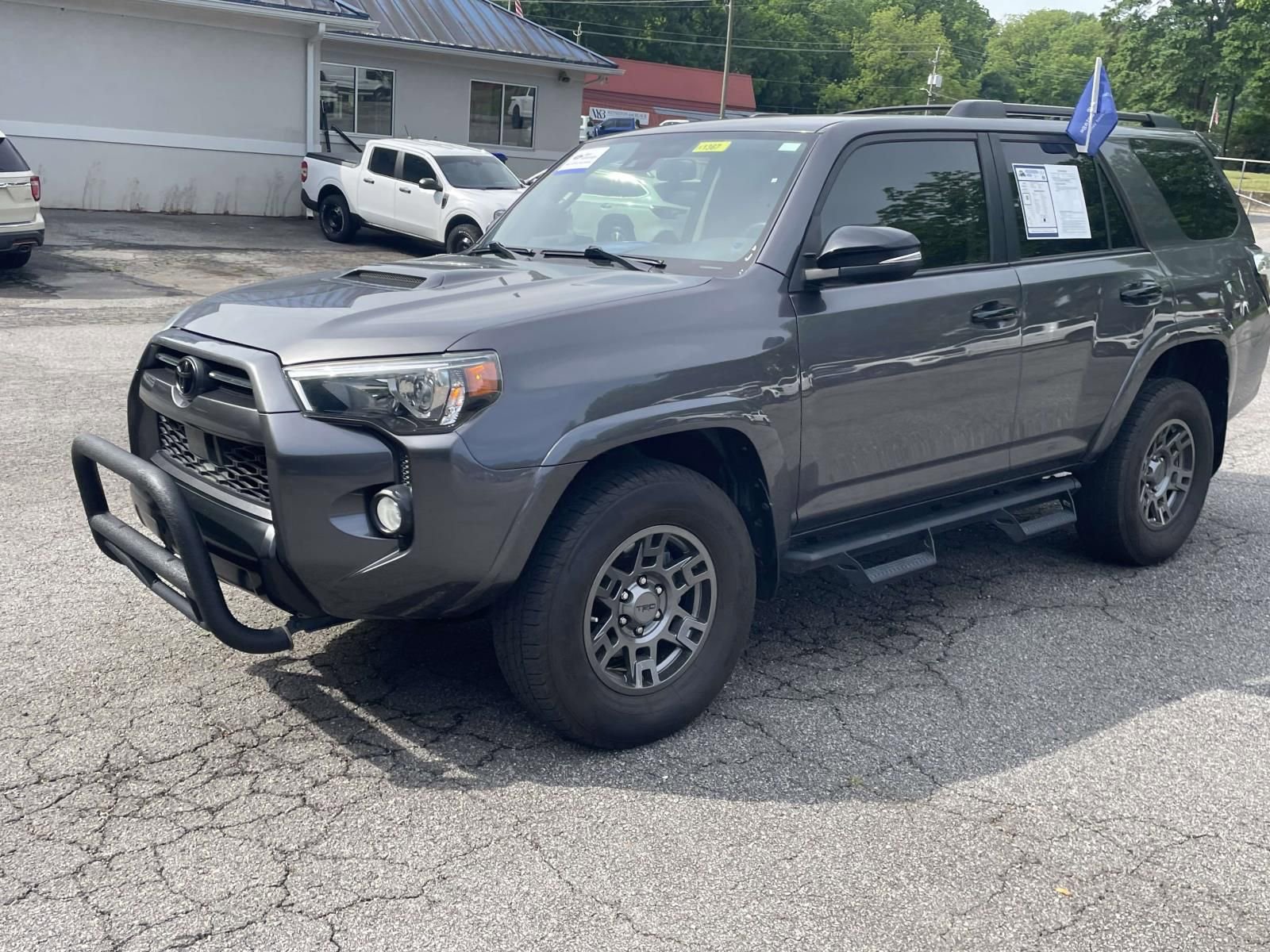Used 2020 Toyota 4Runner Venture AWD/4WD image 8
